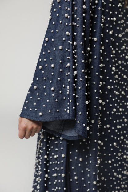 DENIM AND PEARLS KIND OF DREAM